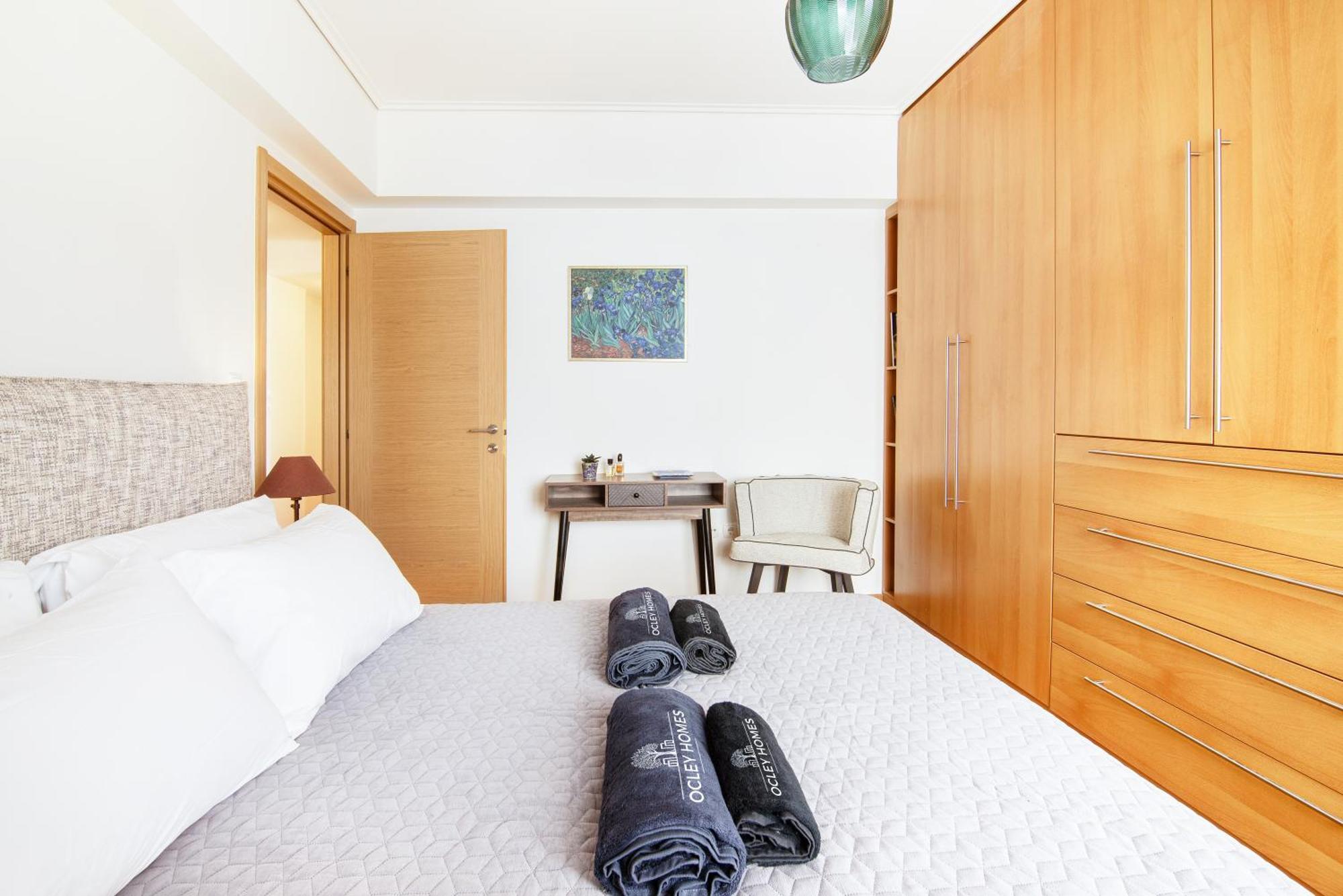 Bright And Luxurious 2br In Glyfada Apartment *