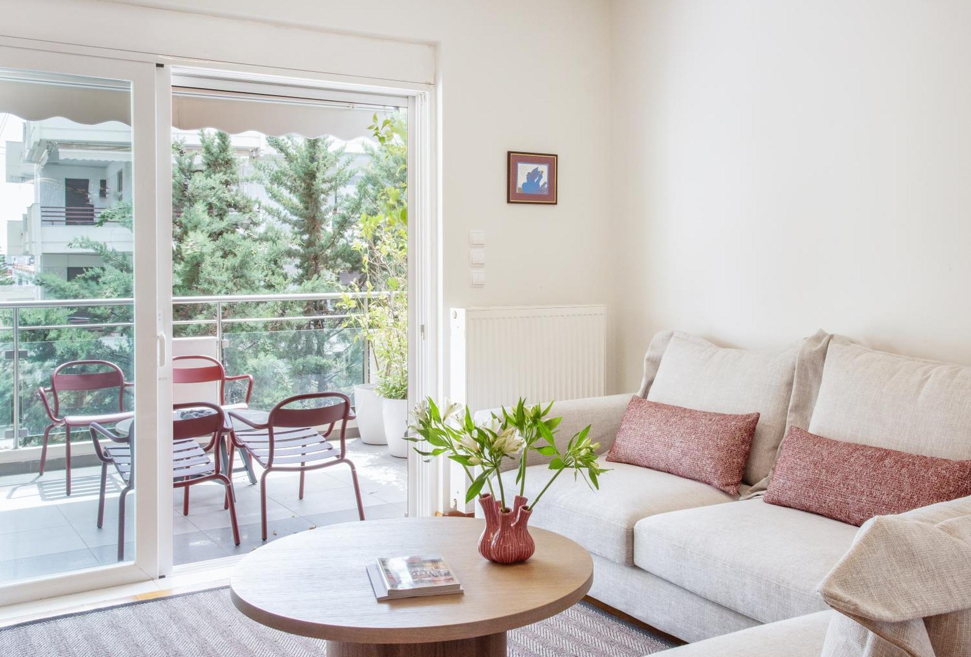Bright And Luxurious 2br In Glyfada Apartment *